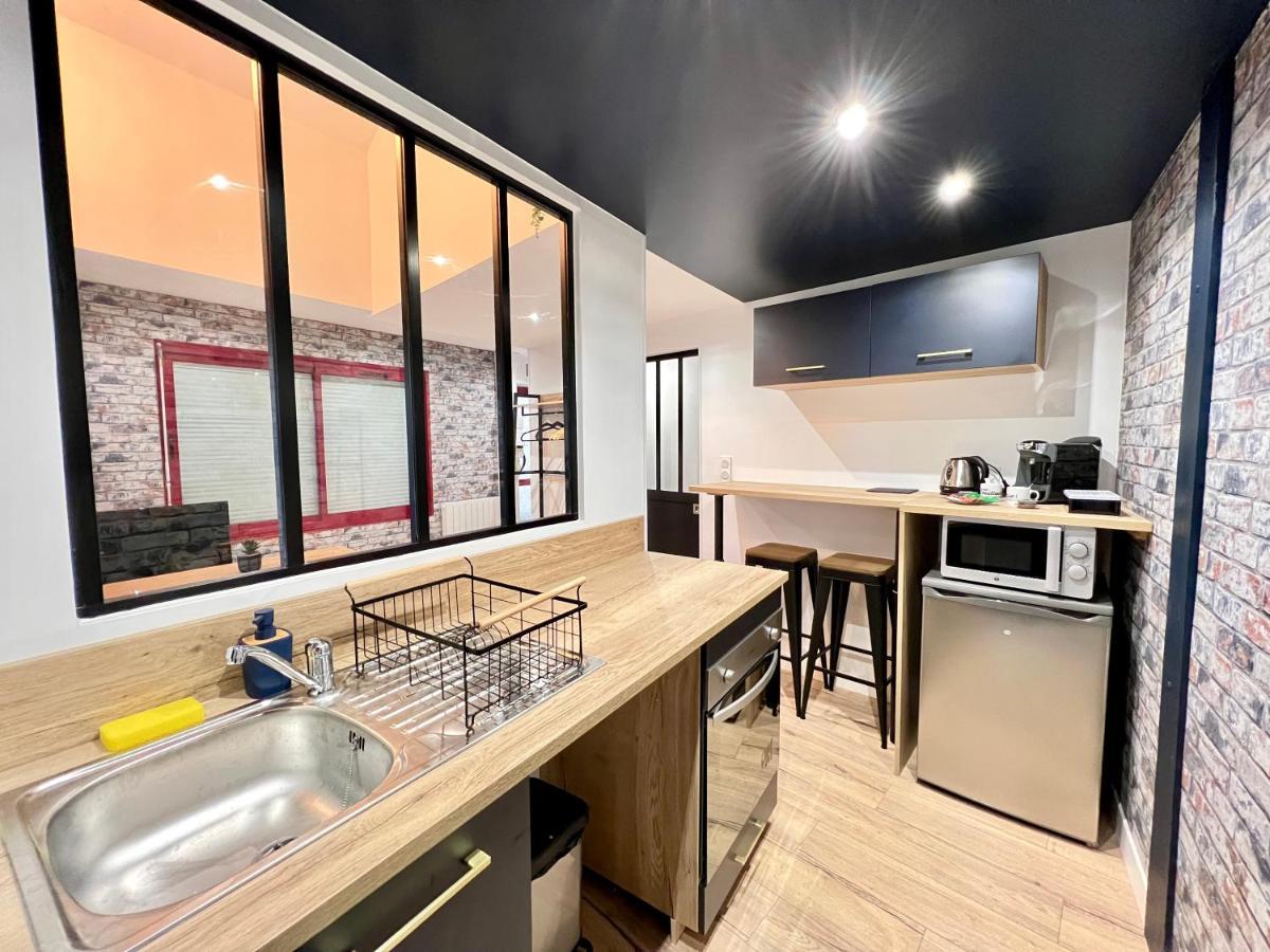 Вилла Le Loft ~ A 4 Min De La Gare, Fibre + Parking Prive Пуатье Экстерьер фото
